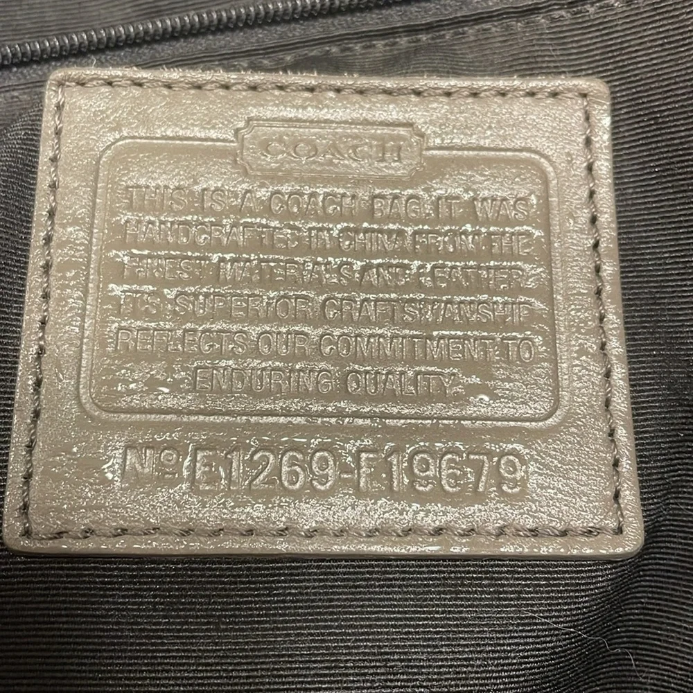 Beautiful Pre Loved Python Coach - Picture 10 of 17